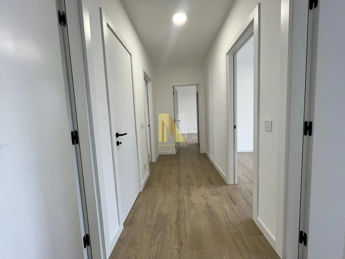 Prodaja, stan, 191m², Bulevar Evrope, Novi Sad Sve Podlokacije