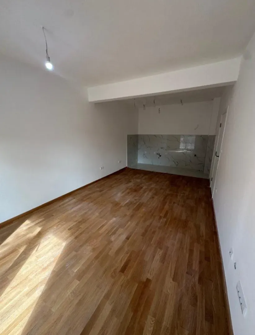 Izdavanje, jednosoban stan, 42m², Zabjelo, Podgorica