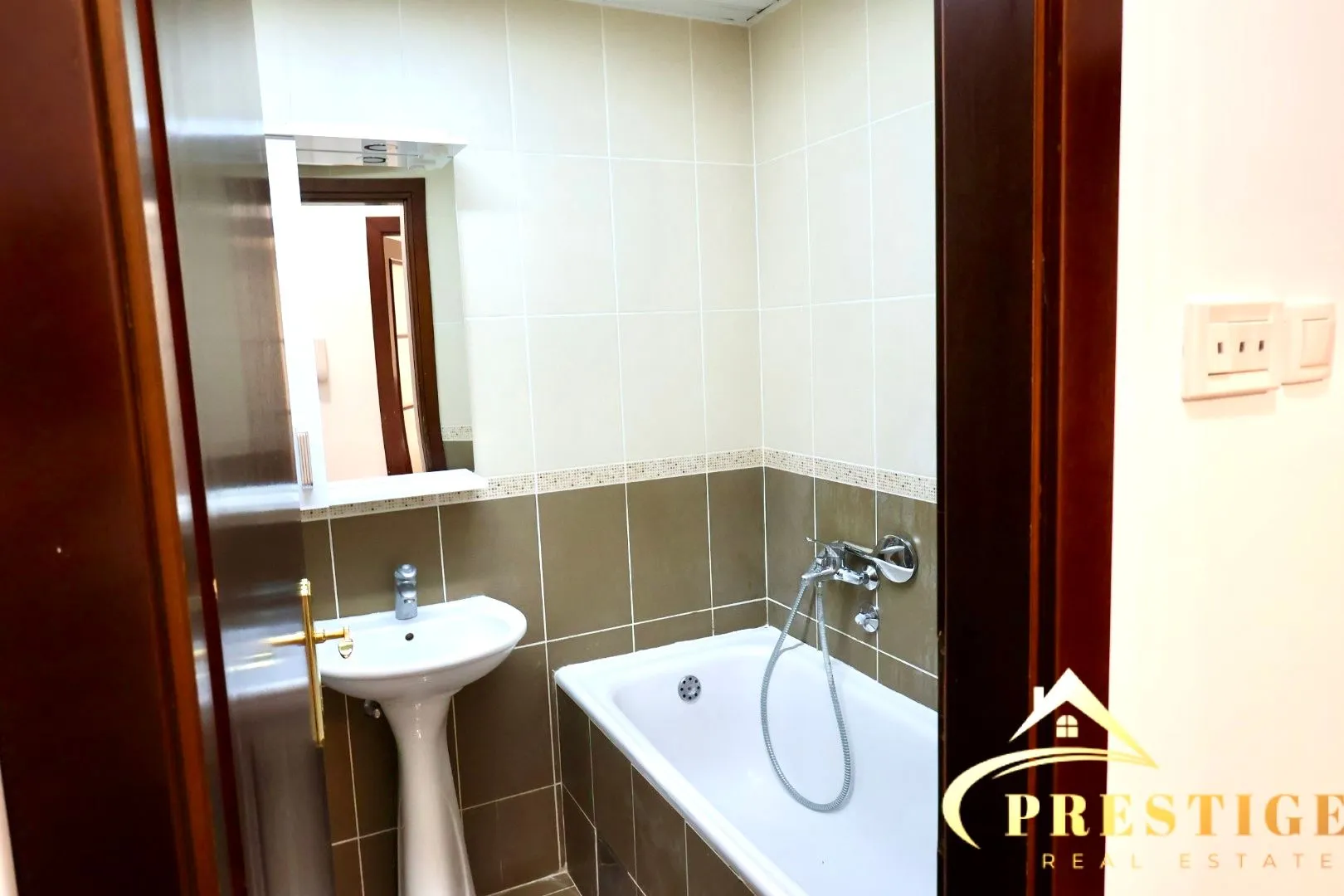 Rent, one bedroom apartment, 45m², Blok 6, Podgorica
