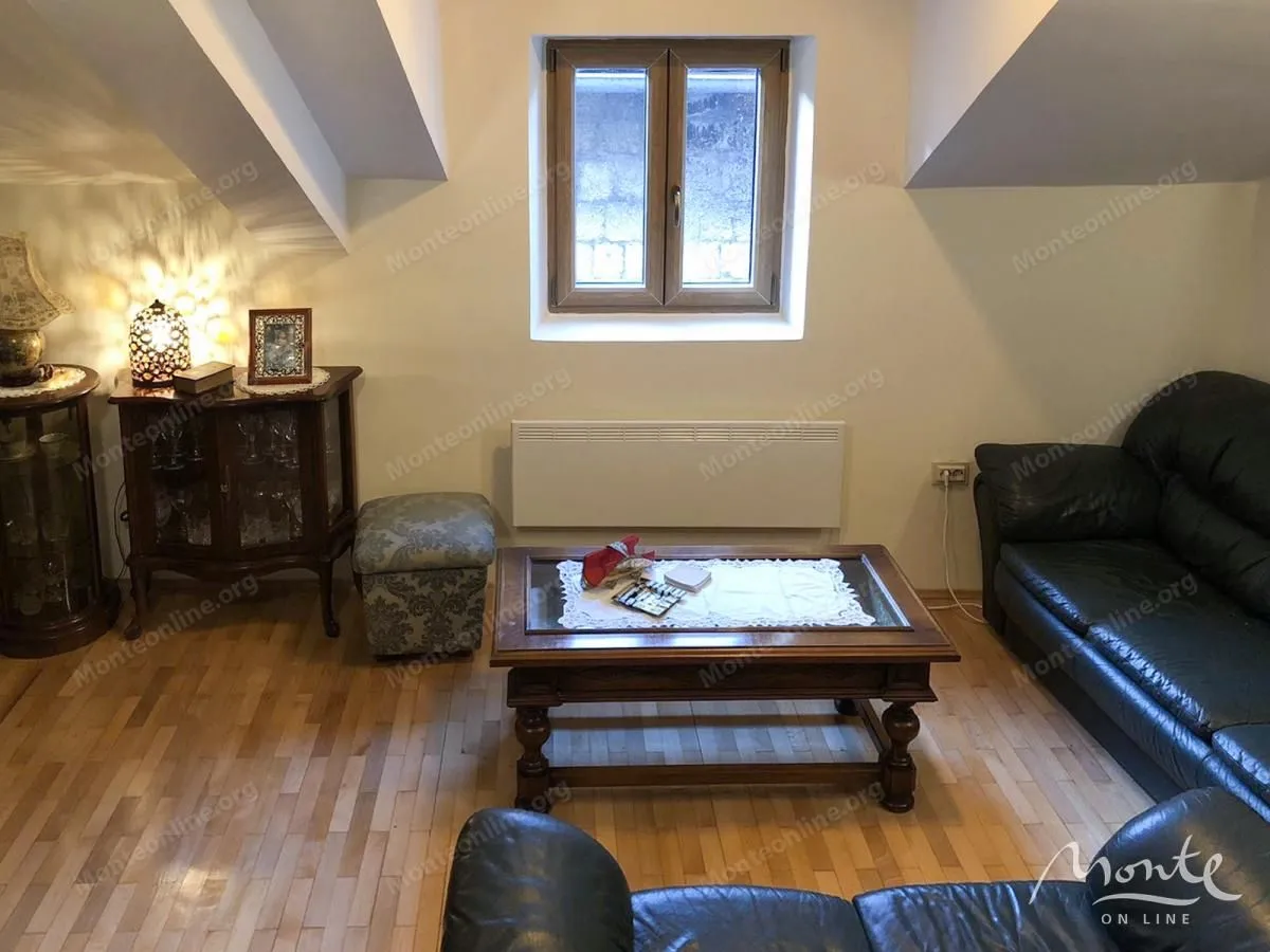 Prodaja, dvosoban stan, 50m², Grad, Kotor