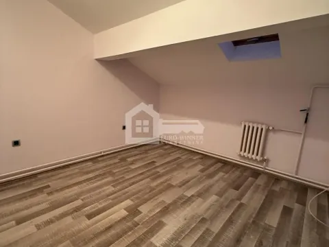 Izdavanje, trosoban stan, 58m², Sremčica, Beograd - image 11