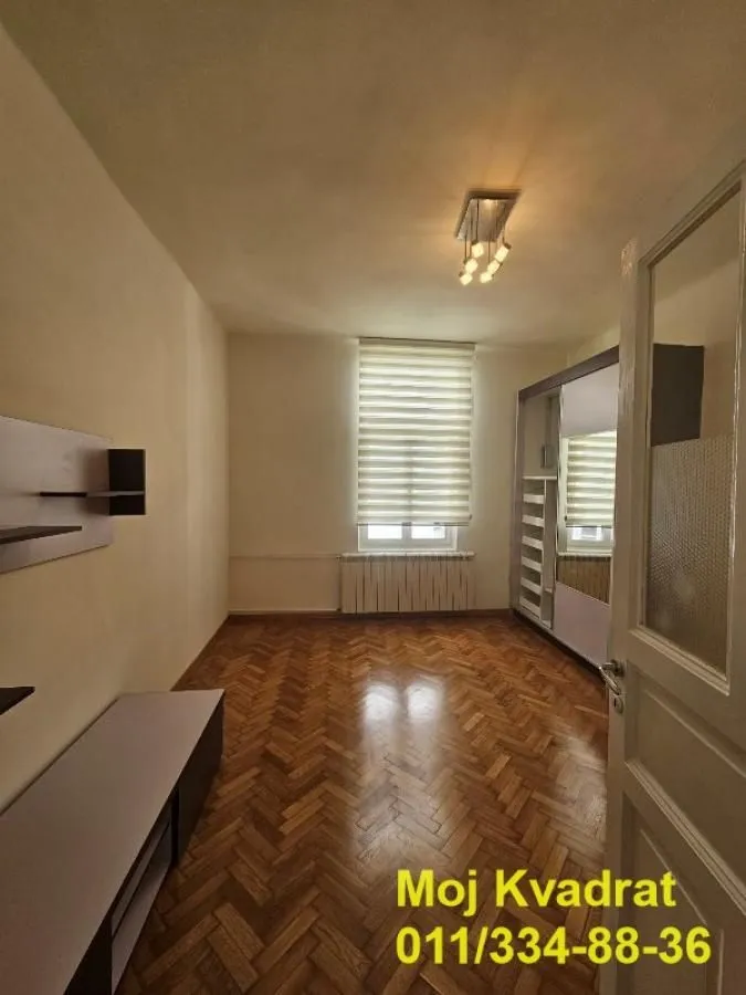 Rent, three bedroom apartment, 82m², Vračar Sve Podlokacije, Beograd