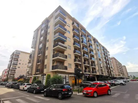 Rent, apartment, 48m², City Kvart, Podgorica - image 13