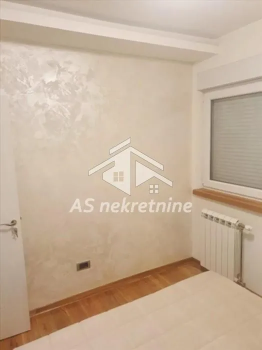 Izdavanje, trosoban stan, 62m², Lekino Brdo, Voždovac Sve Podlokacije