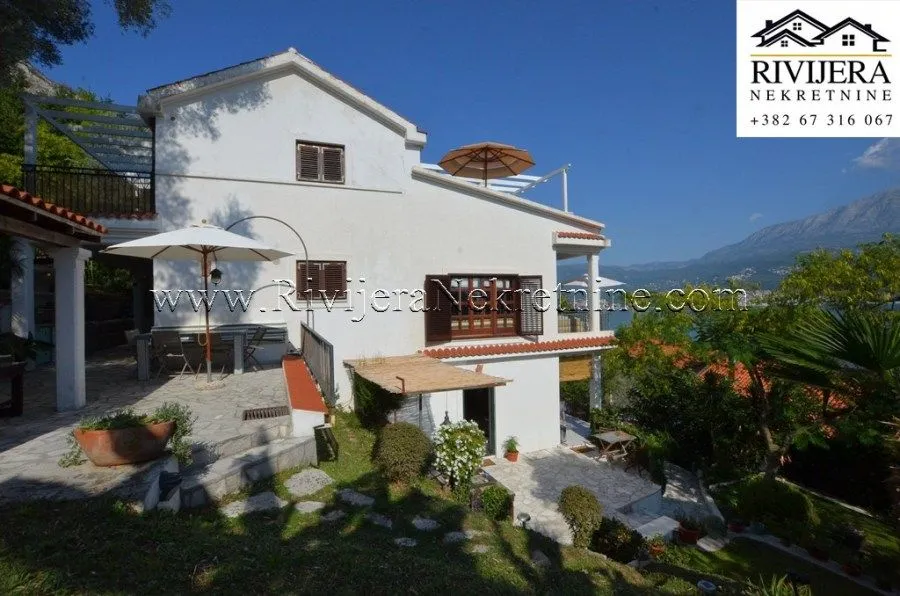 Prodaja, kuća, 203m², Njivice, Herceg Novi
