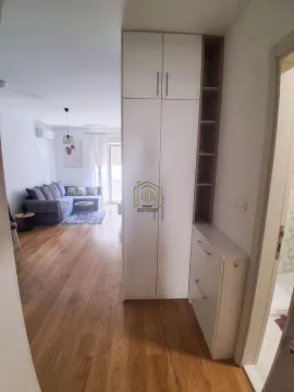 Prodaja, jednosoban stan, 40m², Central Point, Podgorica - image 10