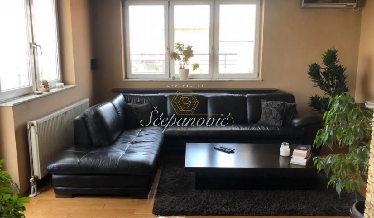 Prodaja, trosoban stan, 113m², Nova Detelinara, Novi Sad Sve Podlokacije