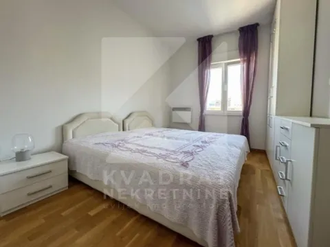 Rent, one bedroom apartment, 50m², City Kvart, Podgorica - image 7