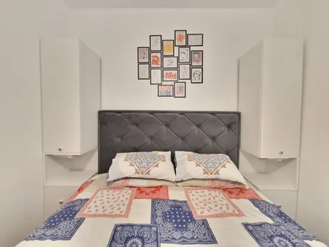 Rent, one bedroom apartment, 47m², Bečići, Budva - image 19