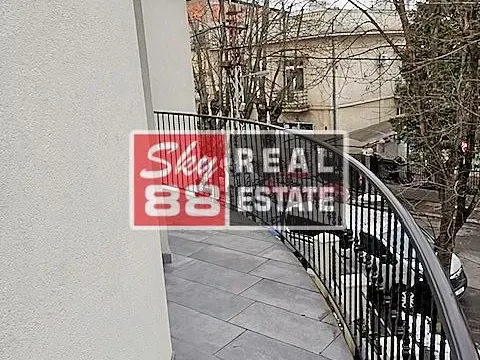 Prodaja, četvorosoban stan, 114m², Lion, Zvezdara Sve Podlokacije - image 2