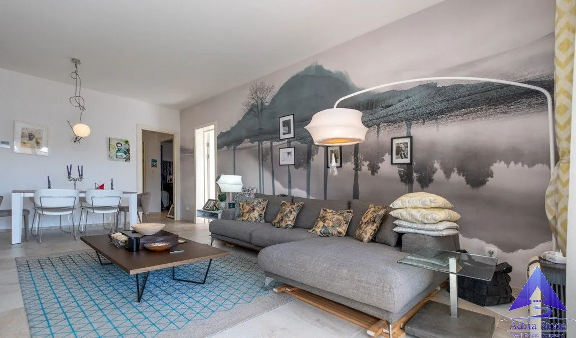 Prodaja, dvosoban stan, 152m², Tivat, Crna Gora