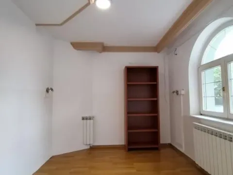 Izdavanje, poslovni prostor, 750m², Telep, Novi Sad Sve Podlokacije - image 3