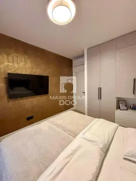 Rent, two bedroom apartment, 50m², Savski Venac, Beograd - image 6