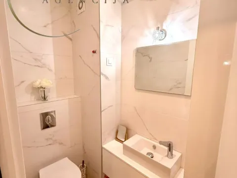 Rent, two bedroom apartment, 72m², Preko Morače, Podgorica - image 11