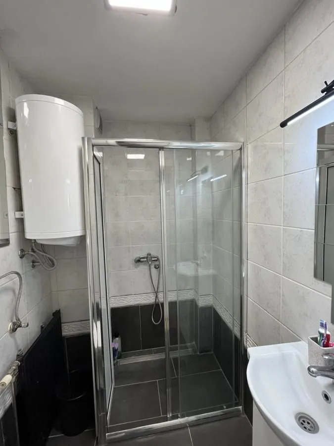 Prodaja, četvorosoban stan, 111m², Grbavica, Novi Sad Sve Podlokacije