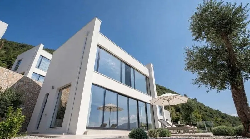 Prodaja, kuća, 228m², Centar, Herceg Novi