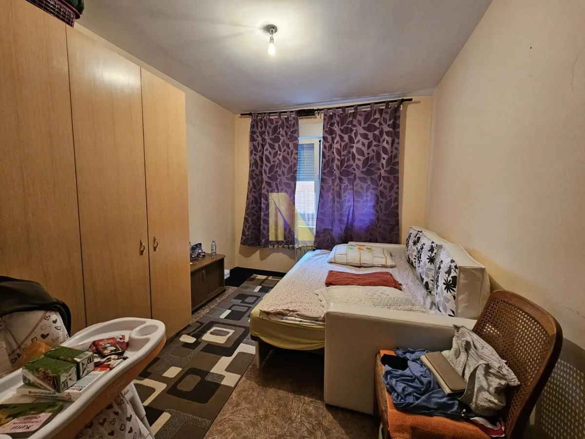 Prodaja, kuća, 200m², Futog, Novi Sad Sve Podlokacije