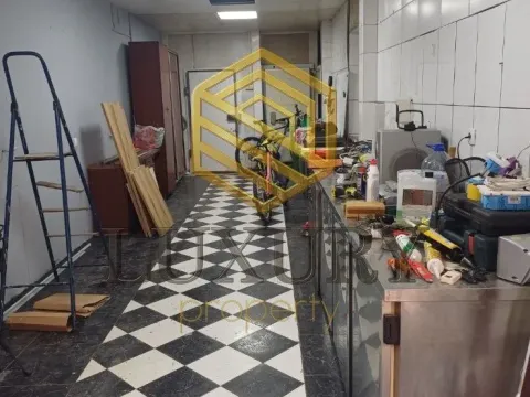 Izdavanje, poslovni prostor, 40m², Vezirov Most, Podgorica - image 2