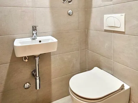Rent, two bedroom apartment, 66m², Pobrežje, Podgorica - image 12