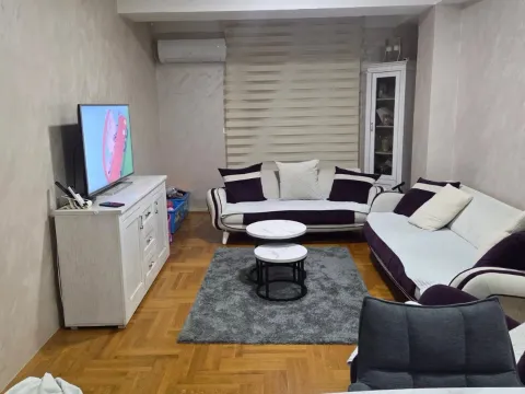 Prodaja, trosoban stan, 93m², City Kvart, Podgorica - image 1