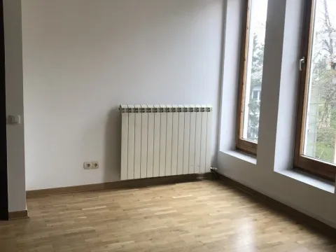 Izdavanje, trosoban stan, 90m², Šumice, Beograd - image 9