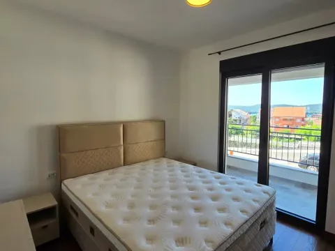 Izdavanje, stan, 50m², Tivat, Crna Gora - image 4