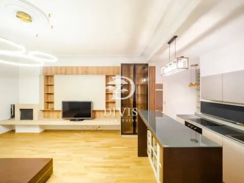 Prodaja, četvorosoban stan, 105m², Vračar Centar, Vračar Sve Podlokacije - image 17