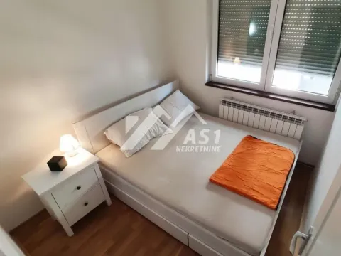Rent, two bedroom apartment, 37m², Bulevar Oslobodjenja, Novi Sad Sve Podlokacije - image 4