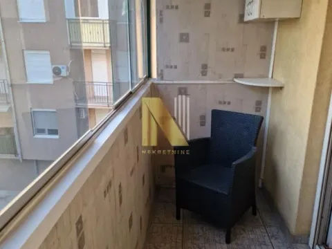 Izdavanje, dvosoban stan, 51m², Bulevar Evrope, Novi Sad Sve Podlokacije - image 9