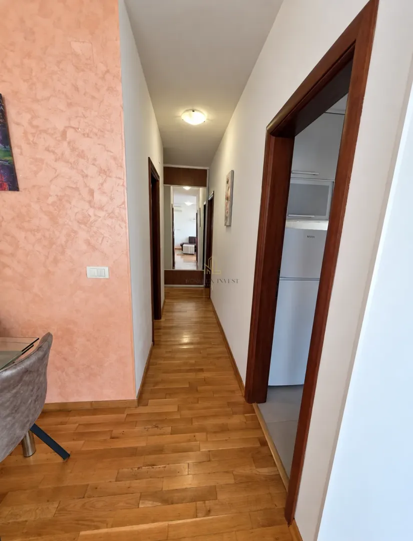 Prodaja, jednosoban stan, 54m², Centar, Budva