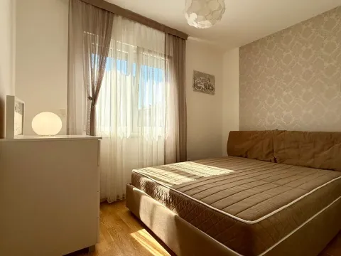 Rent, one bedroom apartment, 47m², Blok 9, Podgorica - image 8