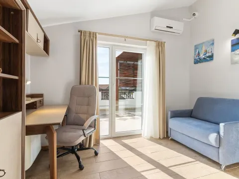 Sale, house, 234m², Dumidran, Tivat - image 15