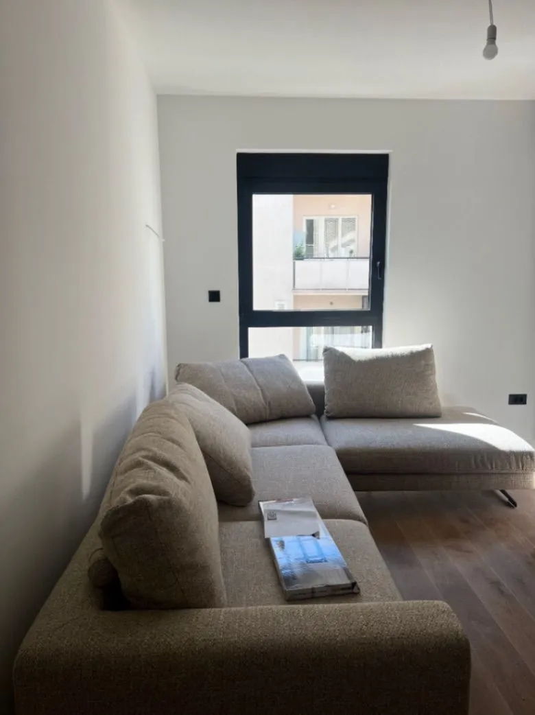 Prodaja, trosoban stan, 102m², Centar, Podgorica