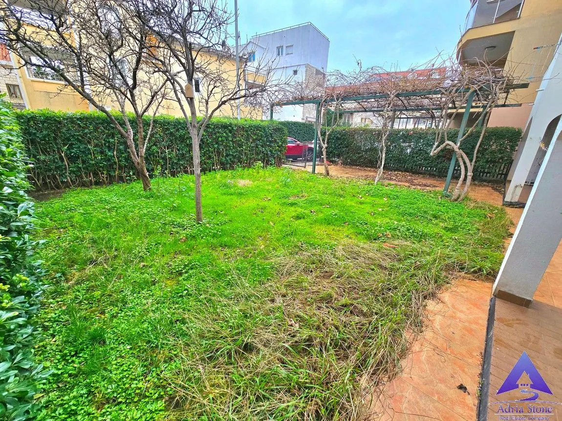 Prodaja, trosoban stan, 91m², Velji Vinogradi, Budva