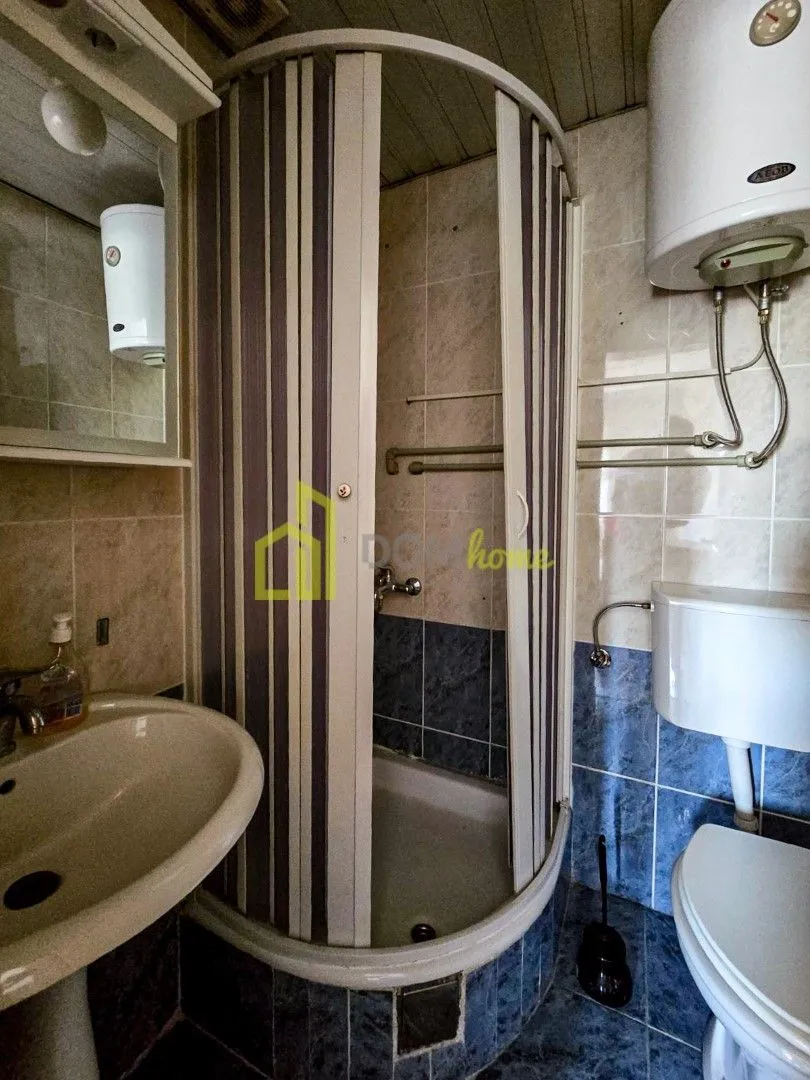 Prodaja, trosoban stan, 106m², Krivi Most, Podgorica