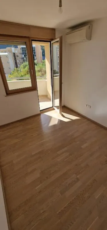 Sale, one bedroom apartment, 45m², Bečići, Budva