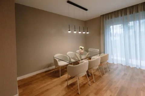 Rent, house, 130m², Ibričevina, Podgorica - image 12