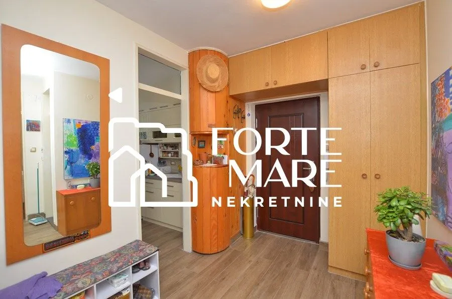 Prodaja, dvosoban stan, 68m², Topla, Herceg Novi