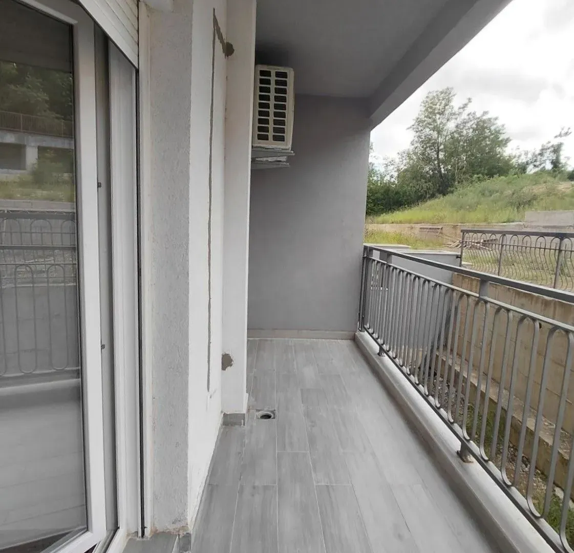 Prodaja, dvosoban stan, 68m², Momišići, Podgorica