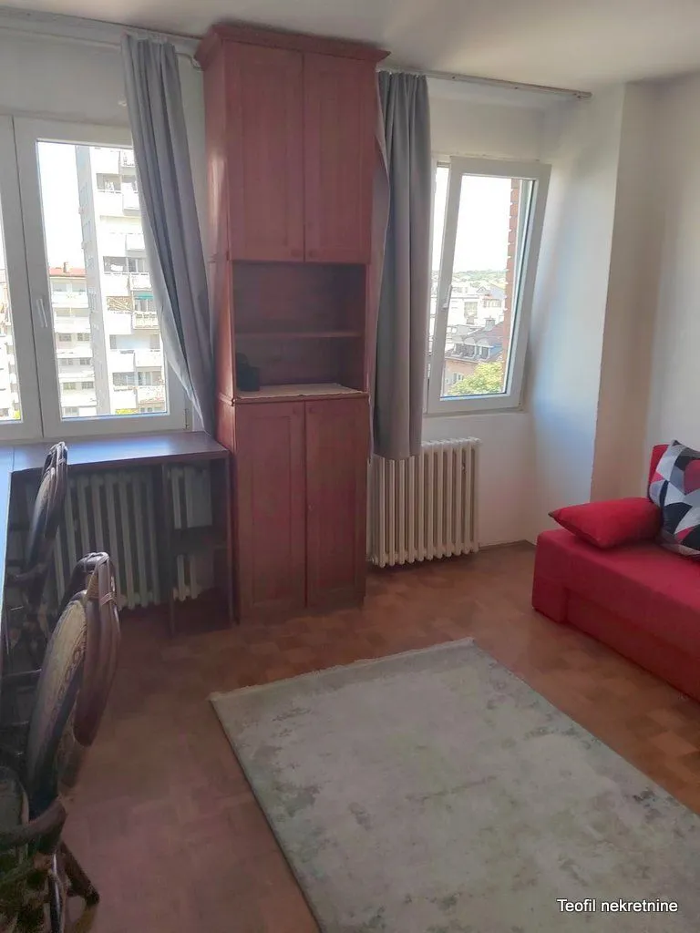 Sale, four bedroom apartment, 107m², Kalenić Pijaca, Vračar Sve Podlokacije