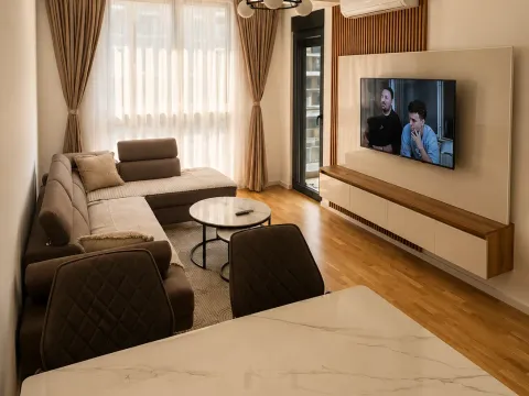 Rent, two bedroom apartment, 64m², Stari Aerodrom, Podgorica - image 2
