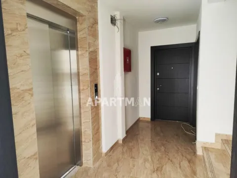 Prodaja, trosoban stan, 68m², Olimp, Zvezdara Sve Podlokacije - image 2