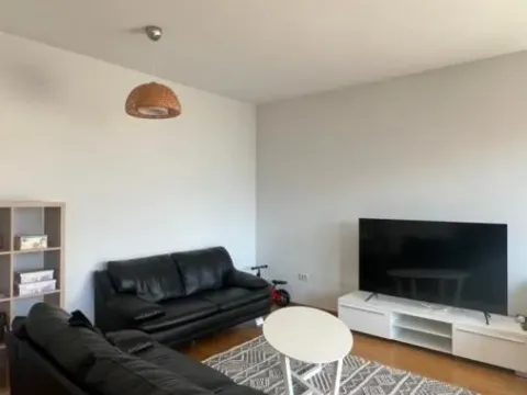 Izdavanje, trosoban stan, 115m², Centar, Tivat - image 2