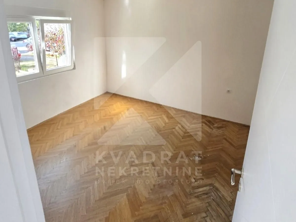 Izdavanje, poslovni prostor, 75m², Gornja Gorica, Podgorica