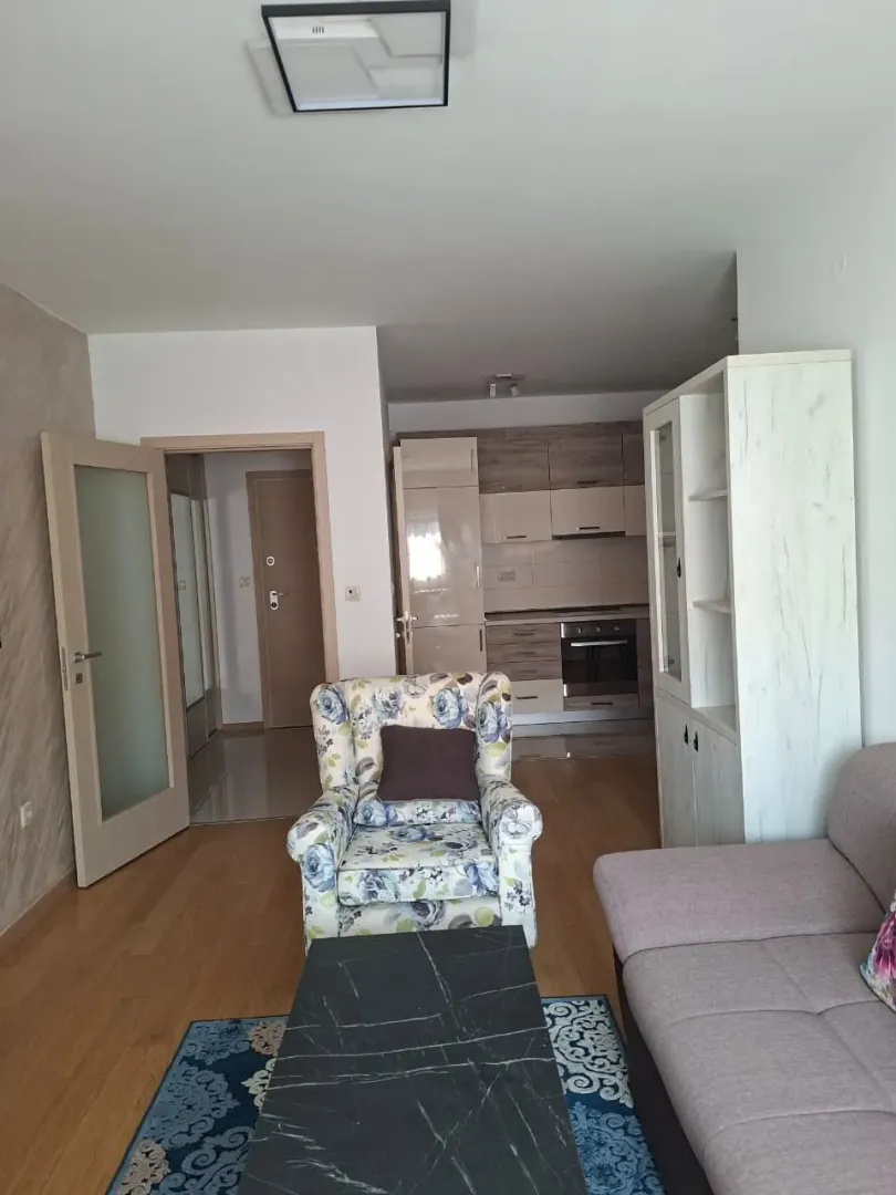 Rent, two bedroom apartment, 72m², City Kvart, Podgorica