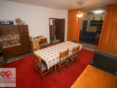Sale, house, 300m², Kragujevac, Srbija - image 22