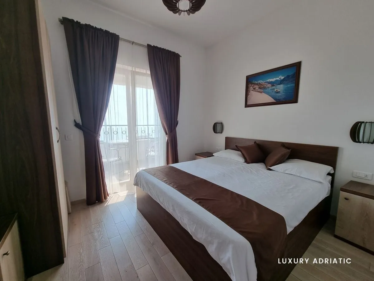 Sale, house, 1000m², Reževići, Budva