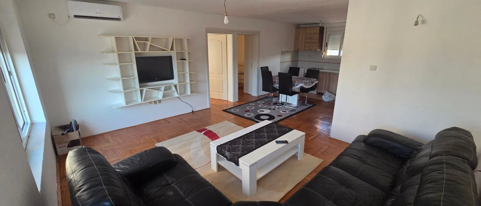 Izdavanje, dvosoban stan, 56m², Centar, Podgorica