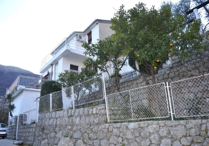 Sale, house, 167m², Morinj, Kotor