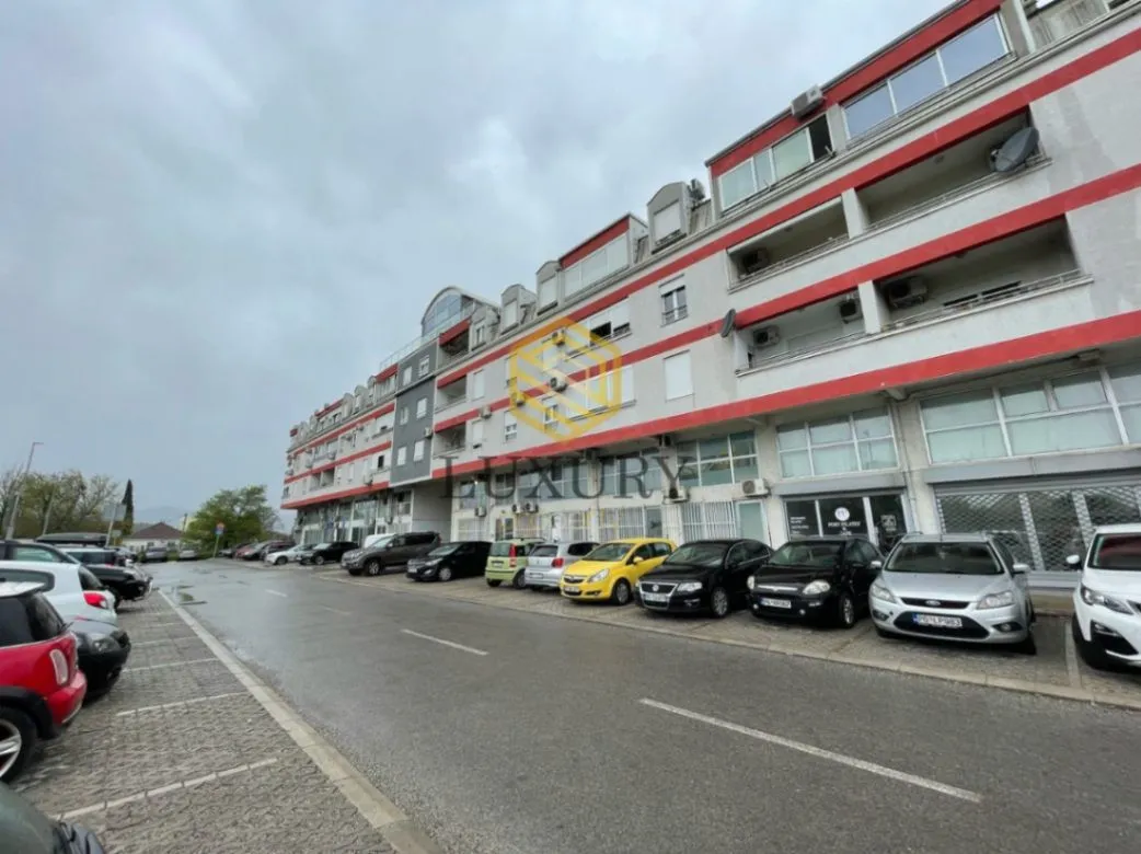 Izdavanje, jednosoban stan, 56m², City Kvart, Podgorica